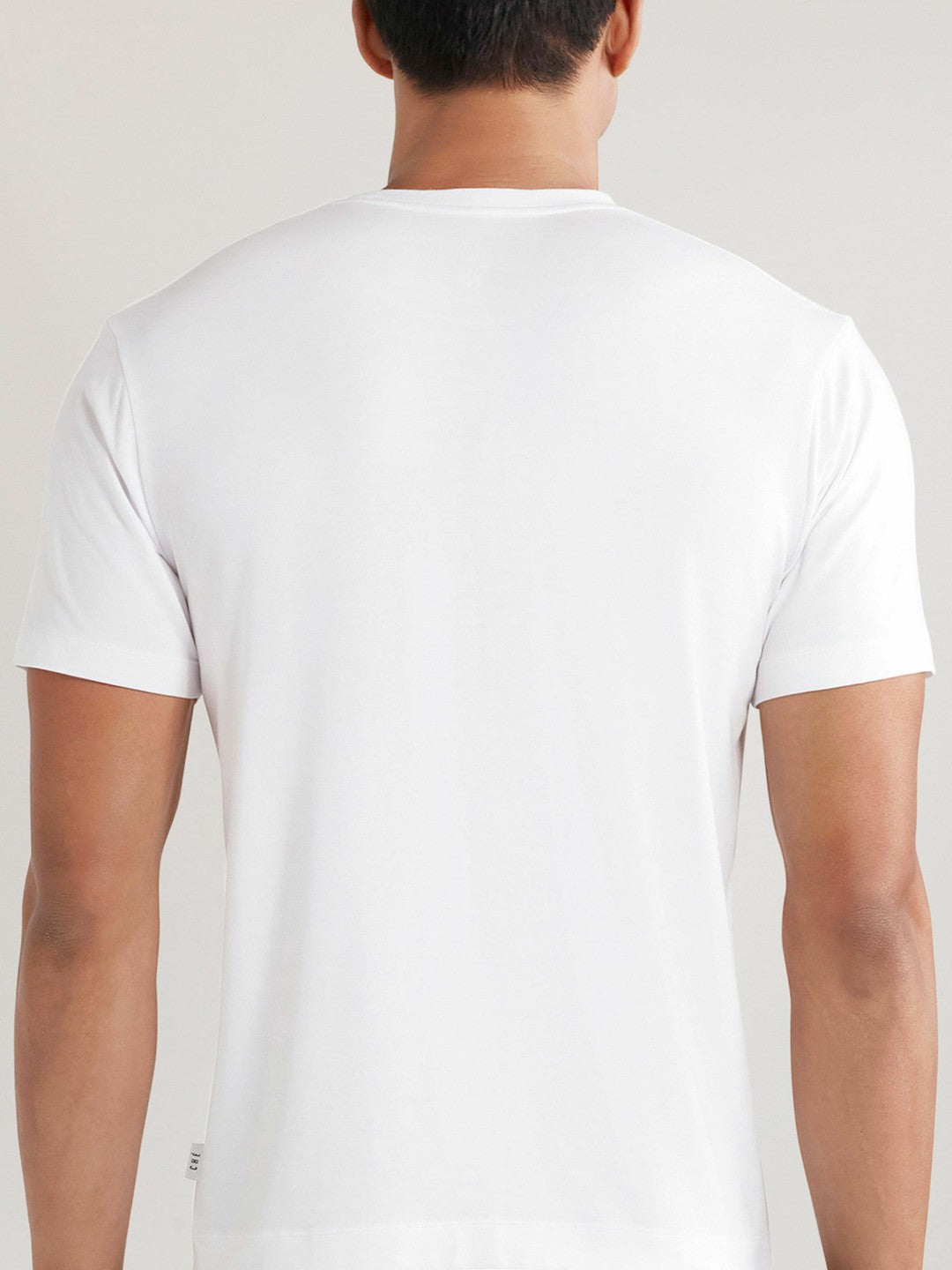 CHÉ Studios Crew Neck T-Shirt with TENCEL™ Fibers in White | Reiss Men Featured
