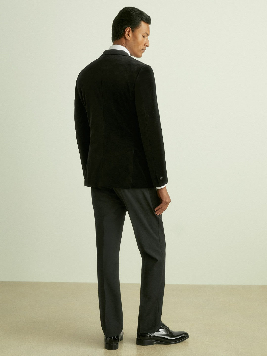 Velvet Single Breasted Slim Fit Jacket in Black | Reiss Men Signature
