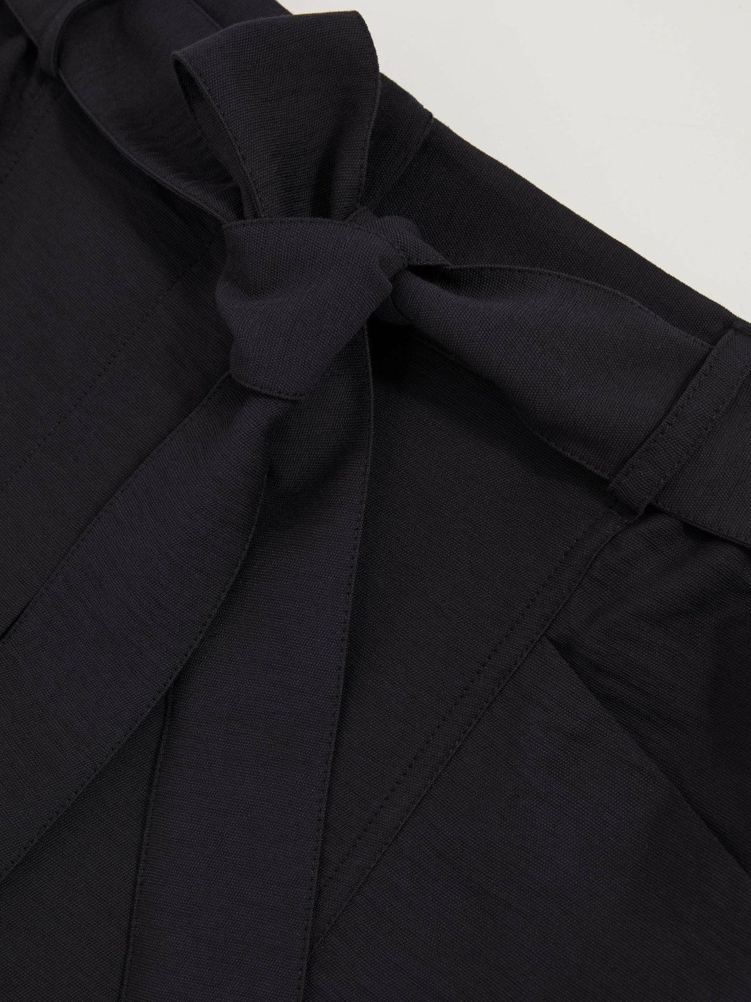 Belted Button Tab Shorts in Navy | Reiss Women Premium