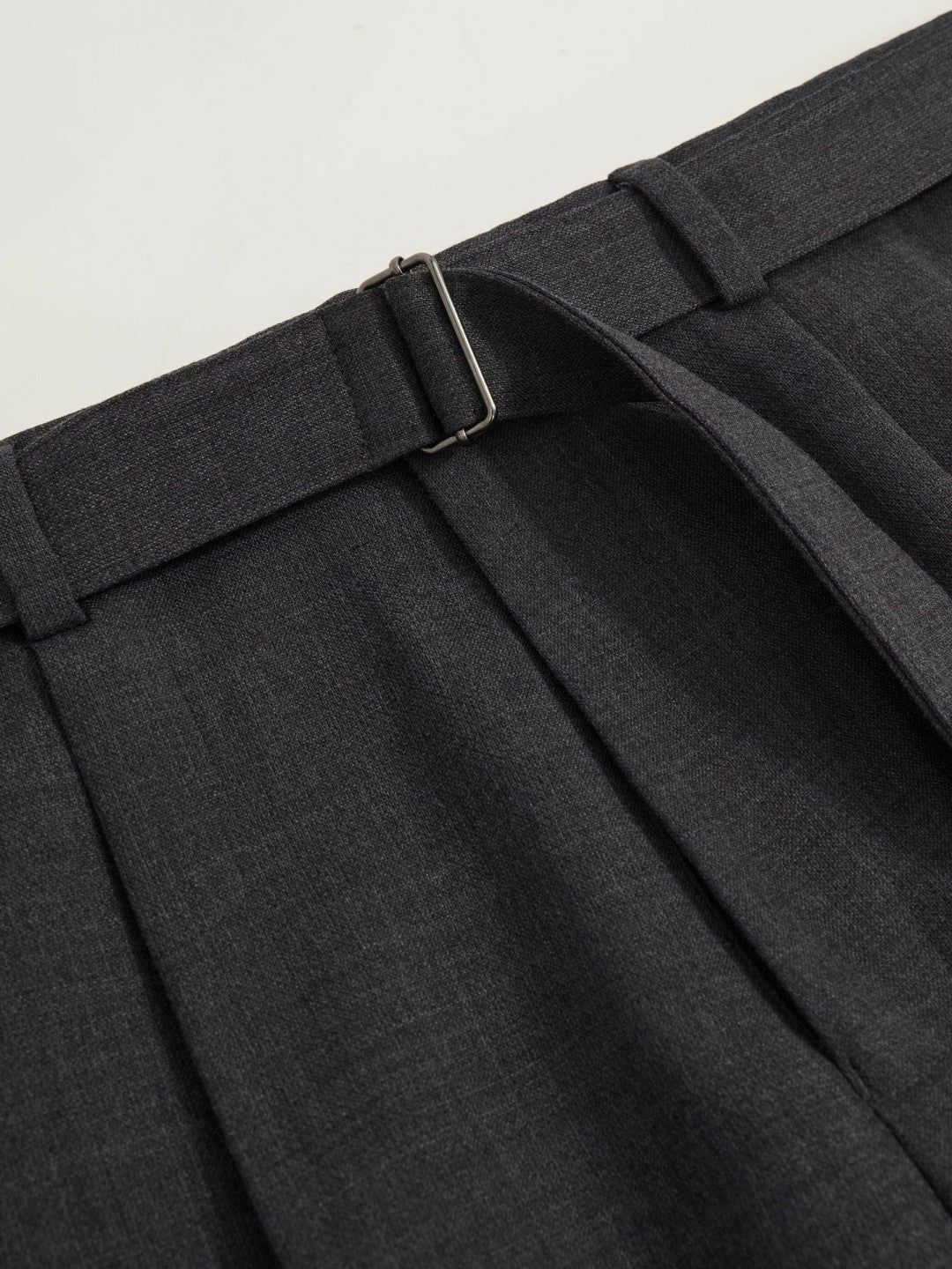Wool-Blend Belted Pleated Trousers Regular-Fit in Charcoal Grey | Reiss Men Signature