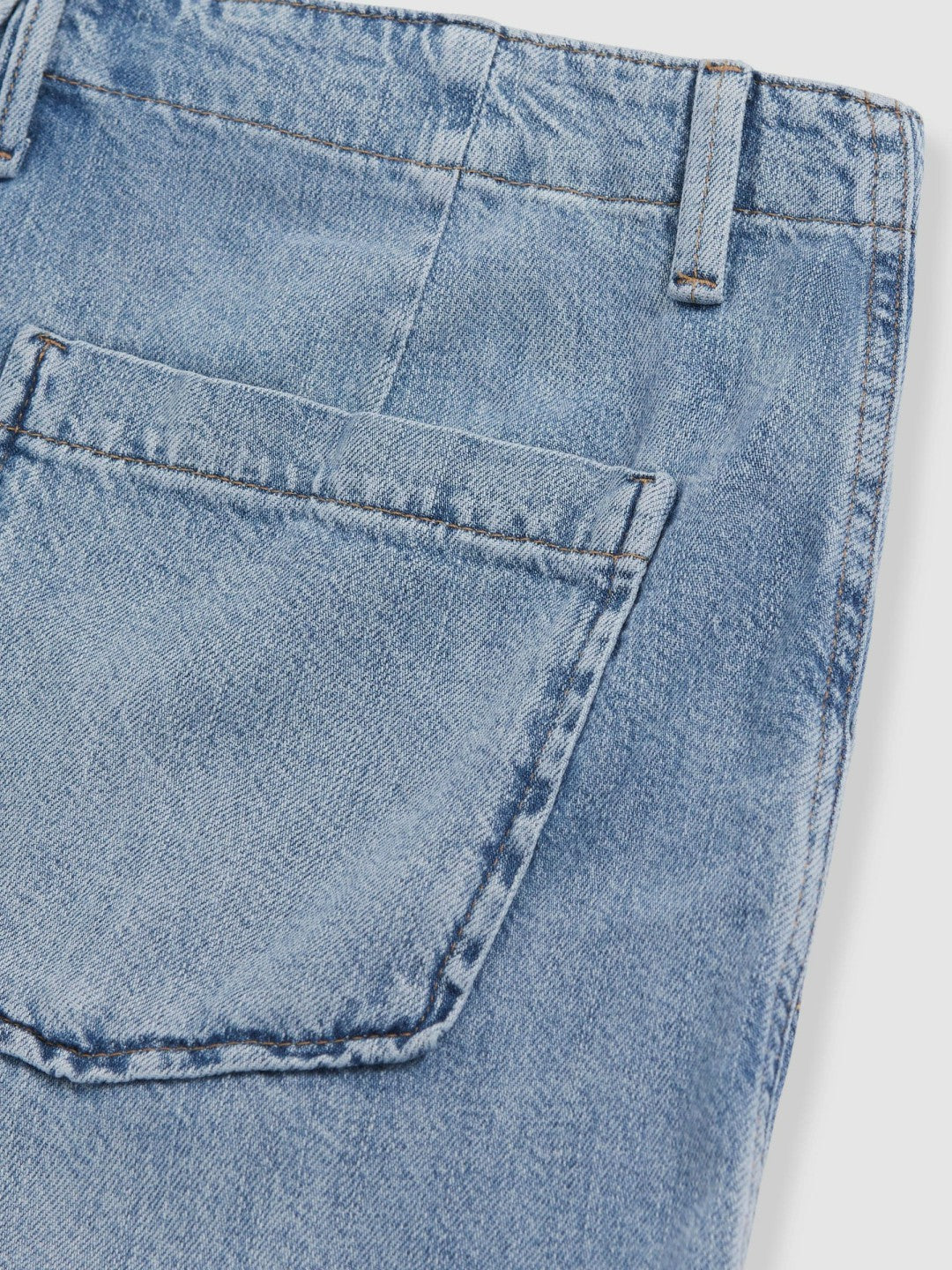 Good American Denim Shorts With Linen in Indigo Blue | Reiss Women Premium
