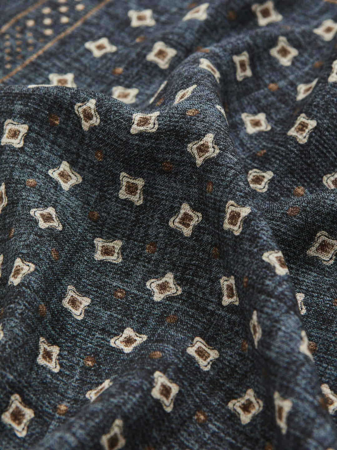 Silk Floral-Medallion Pocket Square in Denim Blue Melange | Reiss Men Exclusive