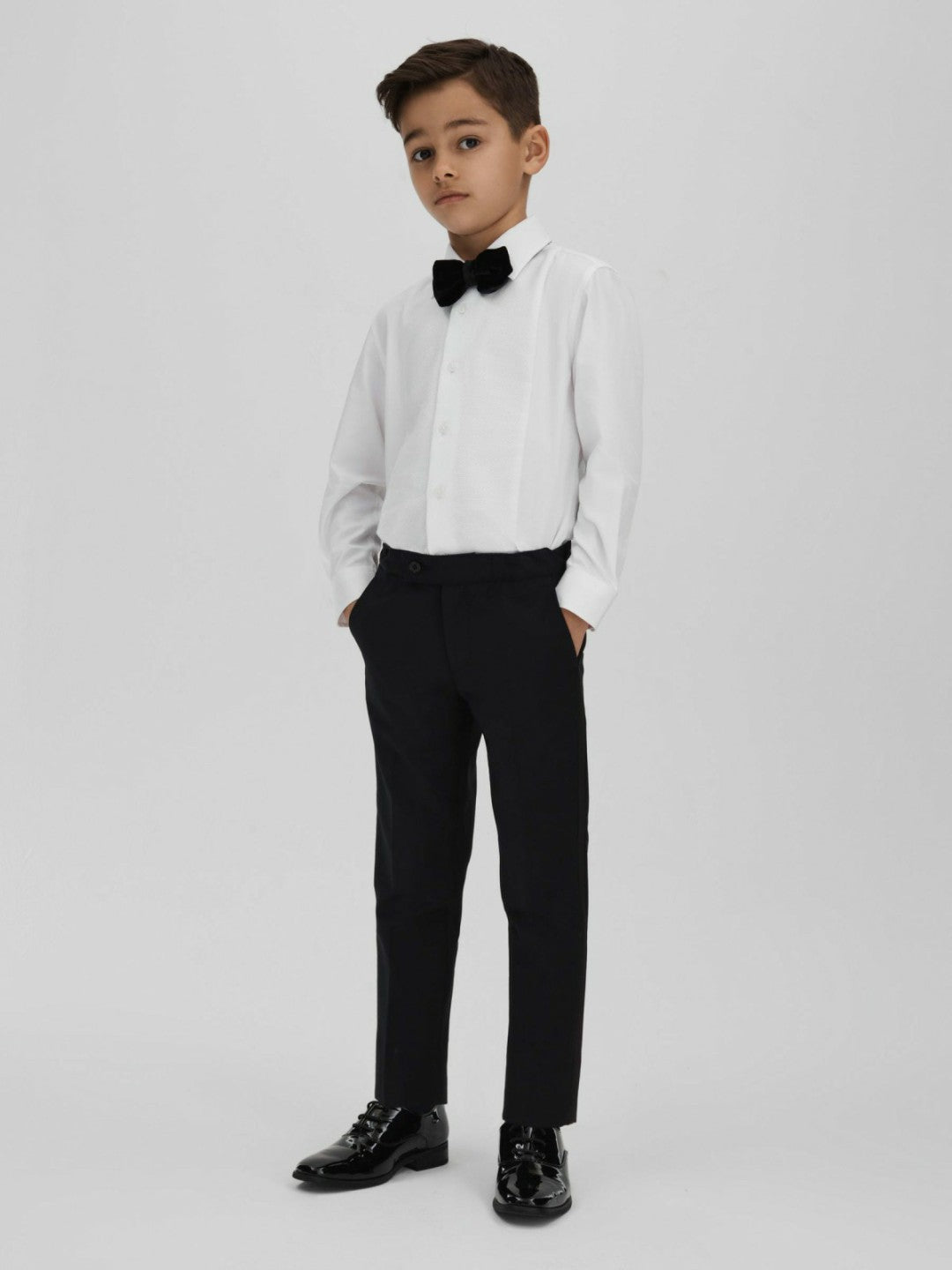 3-9 yrs Slim Fit Textured Bib Dinner Shirt in White | Reiss Children & Baby Signature
