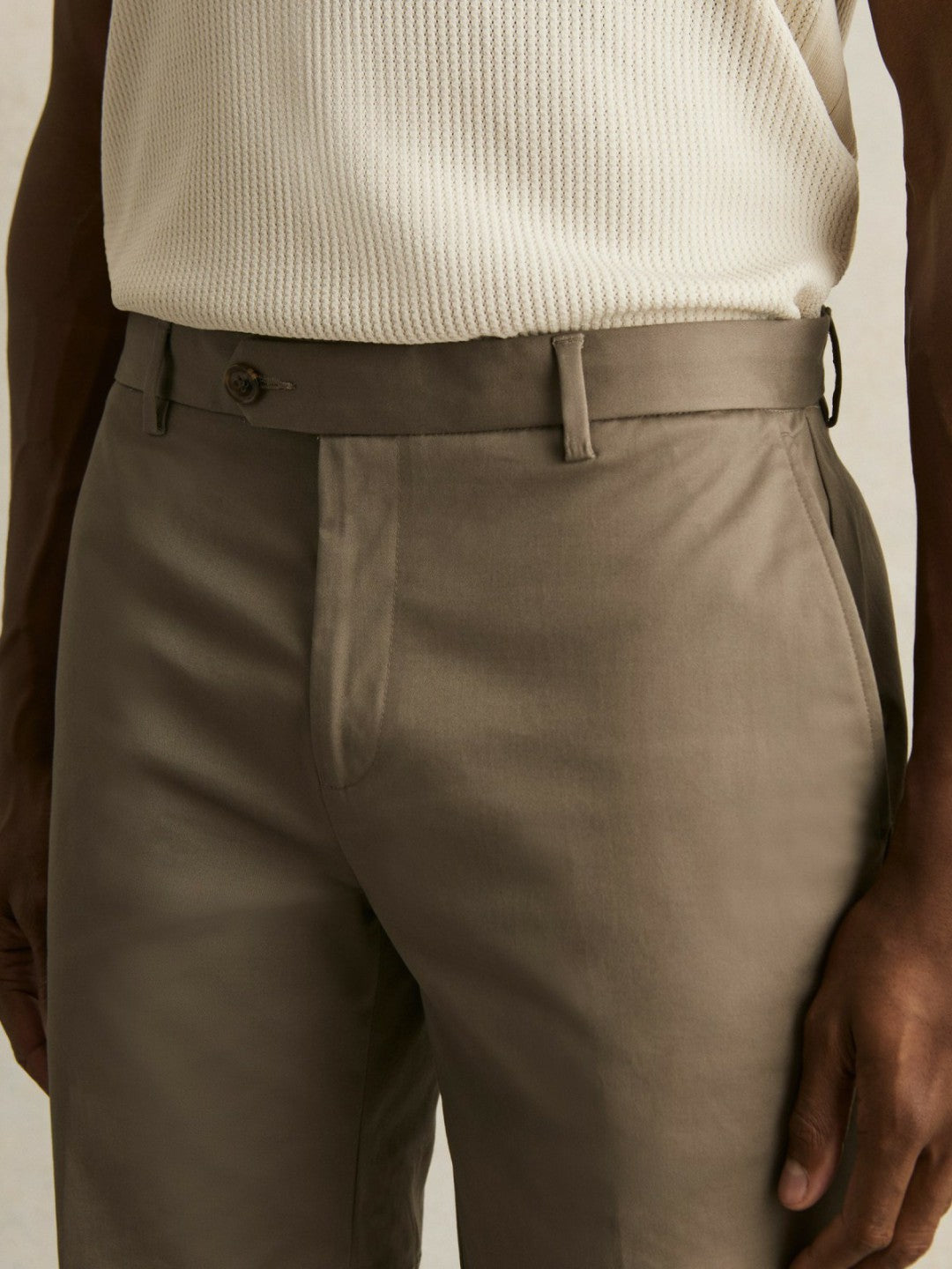 Oe Hampton Cotton Chino Shorts with Stretch in Taupe | Reiss Men Popular