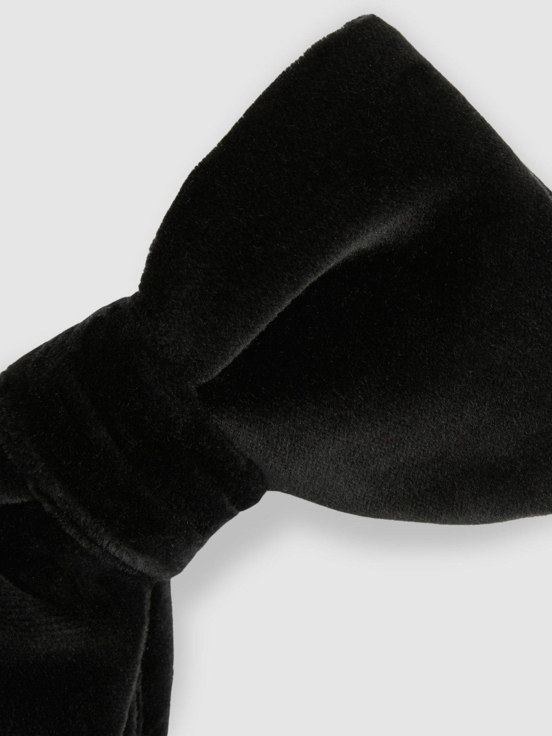 Velvet Bow Tie in Black | Reiss Men Premium