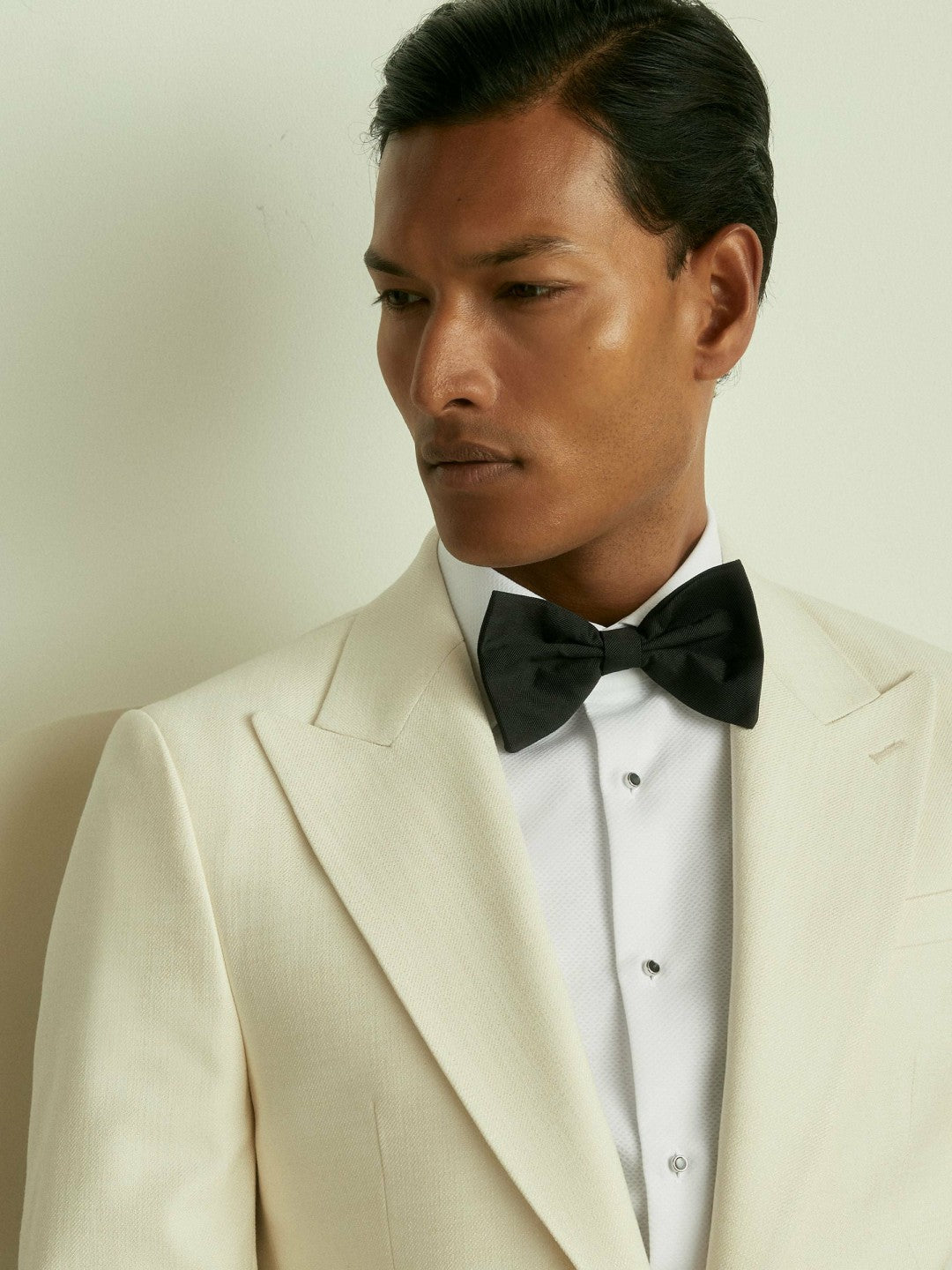Grosgrain Silk Bow Tie in Black | Reiss Men Signature
