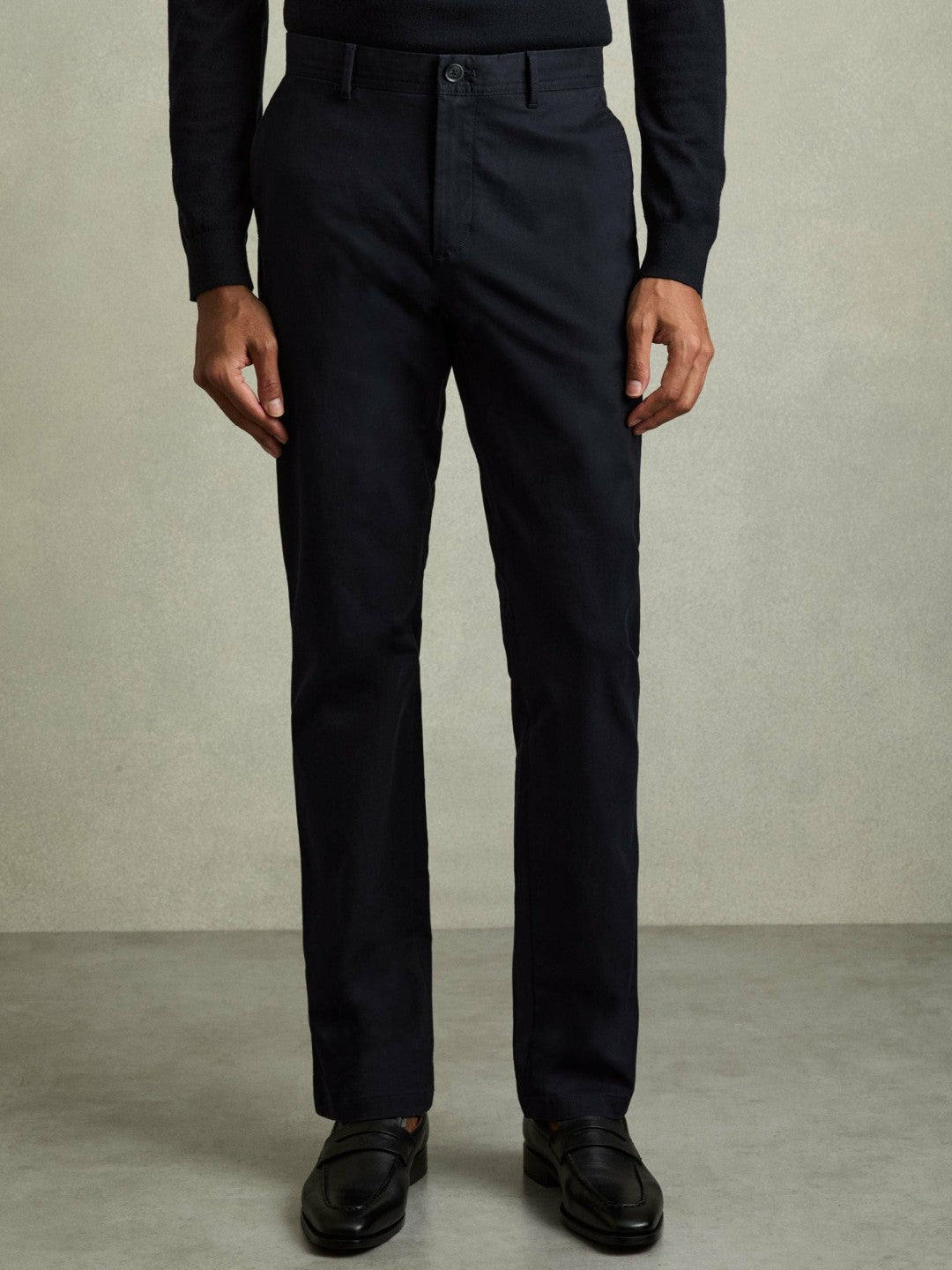 Slim Fit Washed Cotton Blend Chinos in Navy | Reiss Men Recommended