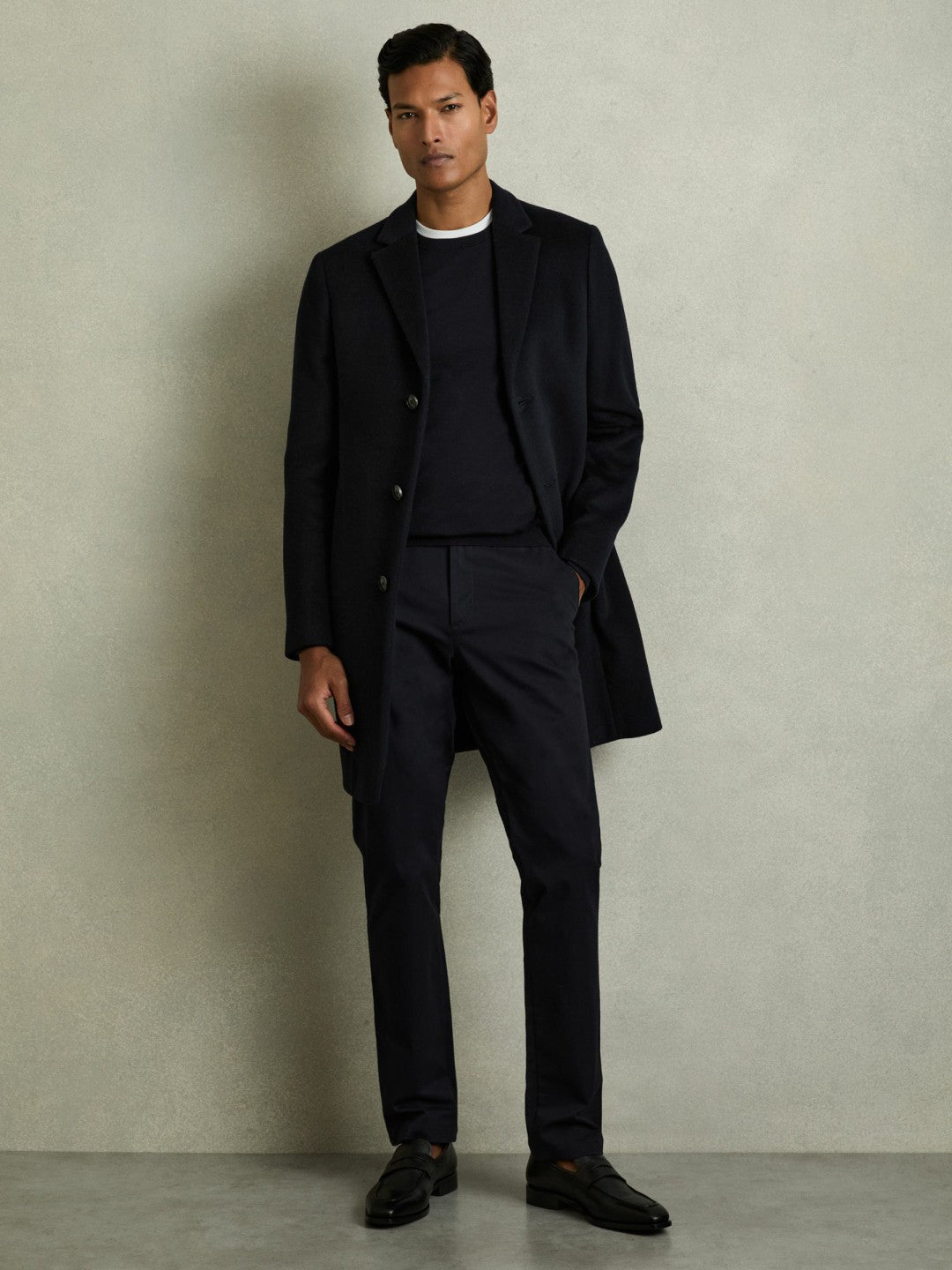 Slim Fit Washed Cotton Blend Chinos in Navy | Reiss Men Recommended