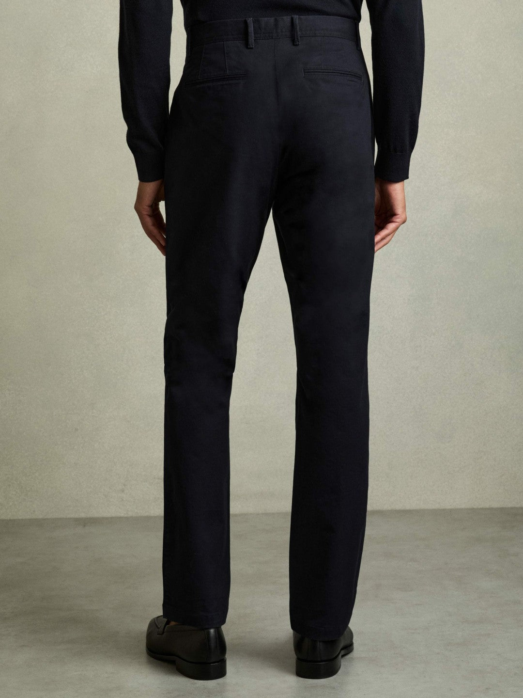 Slim Fit Washed Cotton Blend Chinos in Navy | Reiss Men Recommended