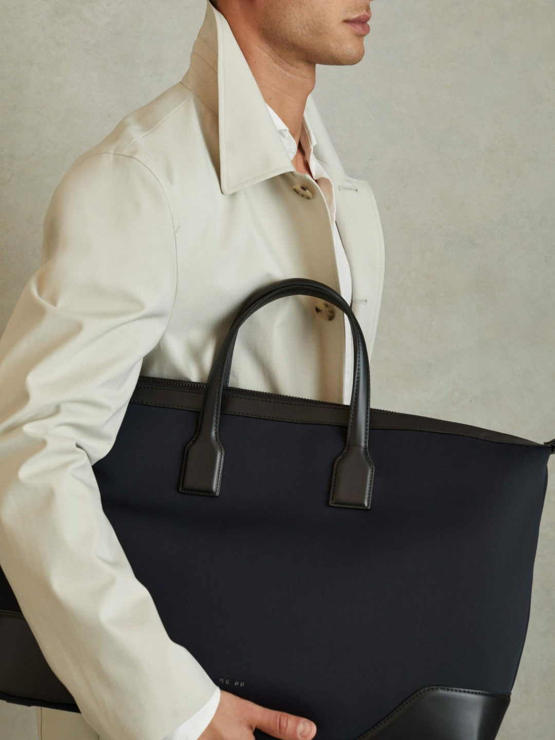 Neoprene Holdall in Dark Navy | Reiss Men Exclusive