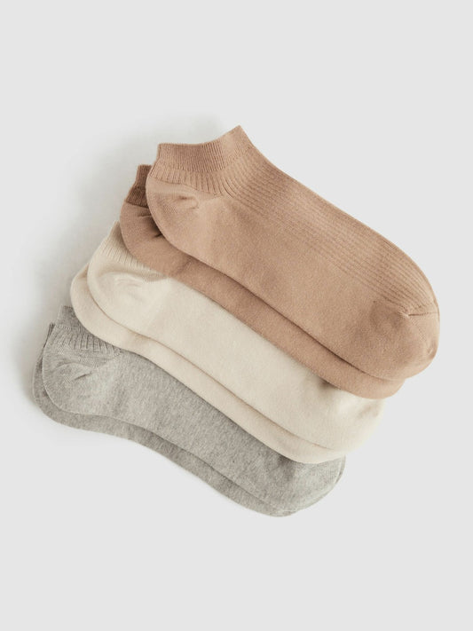 3 Pack of Trainer Socks in Multi | Reiss Women Trending