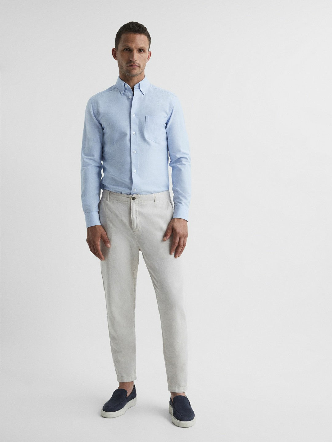 Soft Wash Button Down Oxford Shirt in Soft Blue | Reiss Men Exclusive