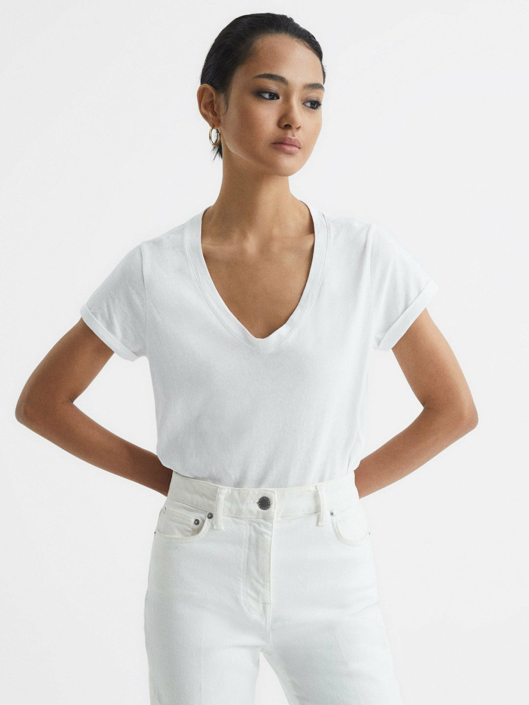 Cotton-Jersey V-Neck T-Shirt in White | Reiss Women Exclusive