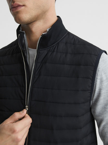 Hybrid Quilted Gilet in Black | Reiss Men Exclusive