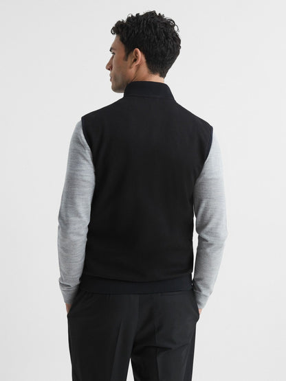 Hybrid Quilted Gilet in Black | Reiss Men Exclusive