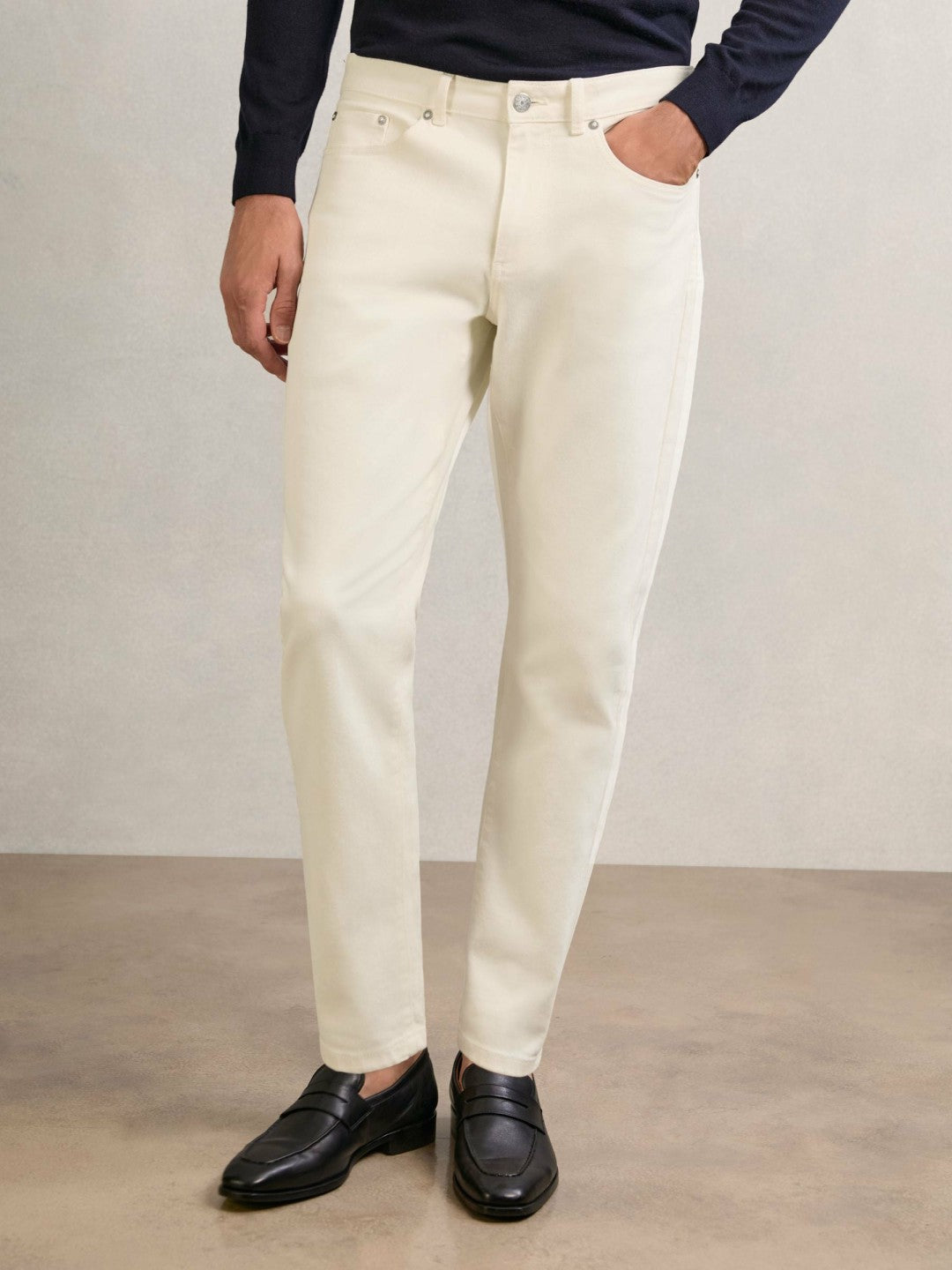 Relaxed-Fit Cropped Jeans in White | Reiss Men Trending