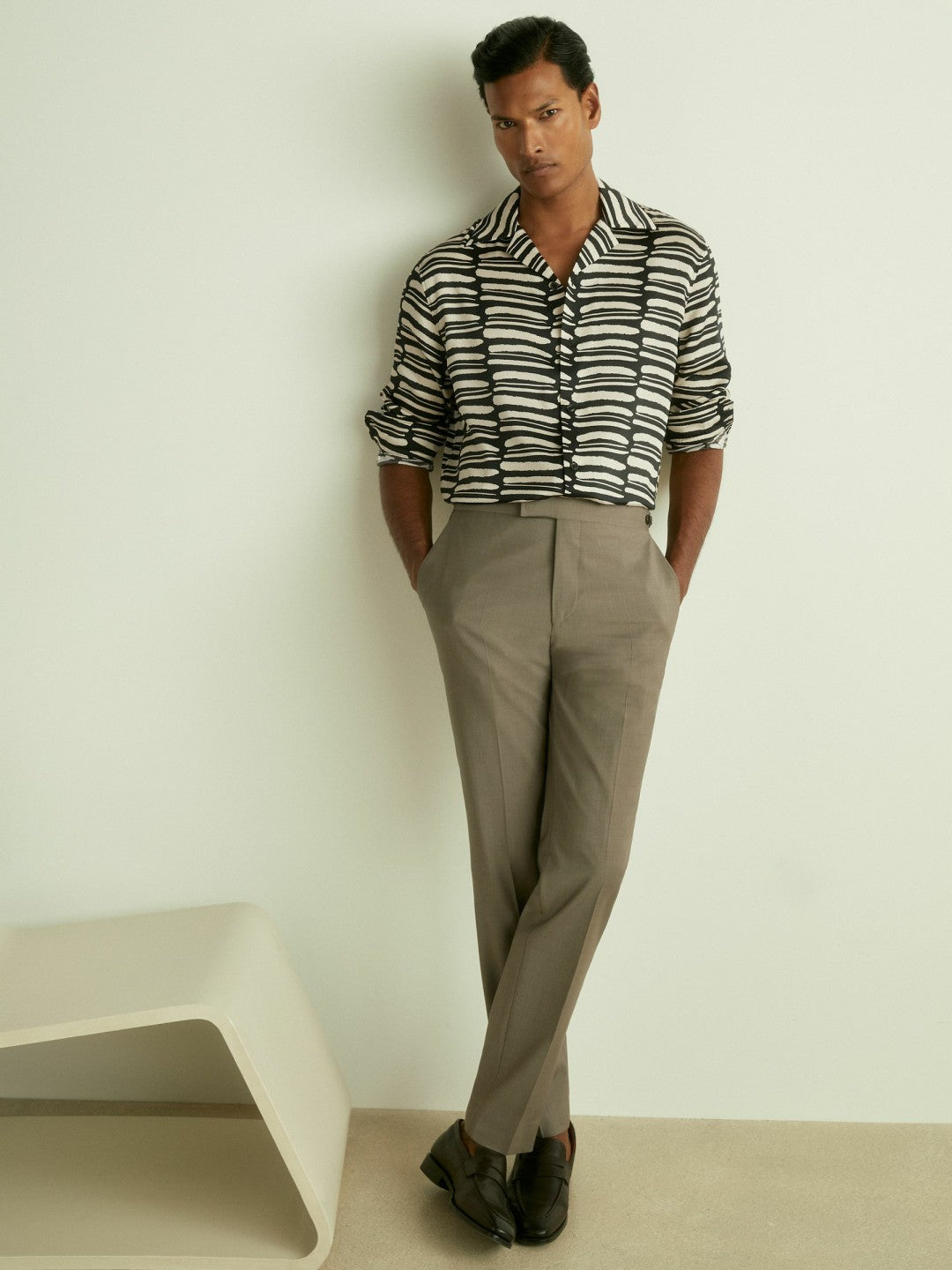 Abstract-Print Twill Cuban-Collar Shirt in Black/White | Reiss Men Best Seller