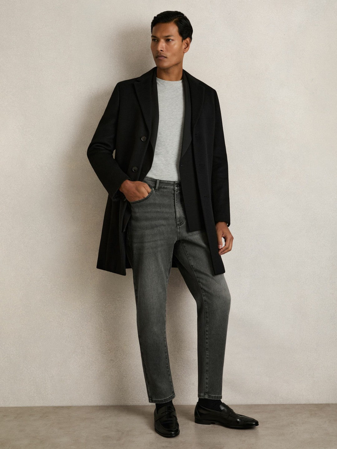 Relaxed-Fit Cropped Jeans in Washed Black | Reiss Men Featured