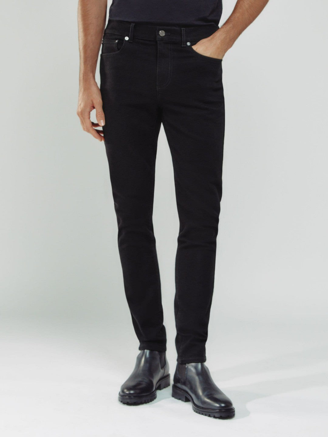 Skinny-Fit Jeans in Stay Black | Reiss Men Trending