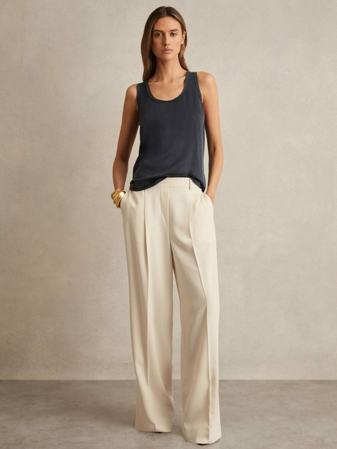 Petite Elasticated-Waist Wide-Leg Twill Trousers in Cream | Reiss Women New