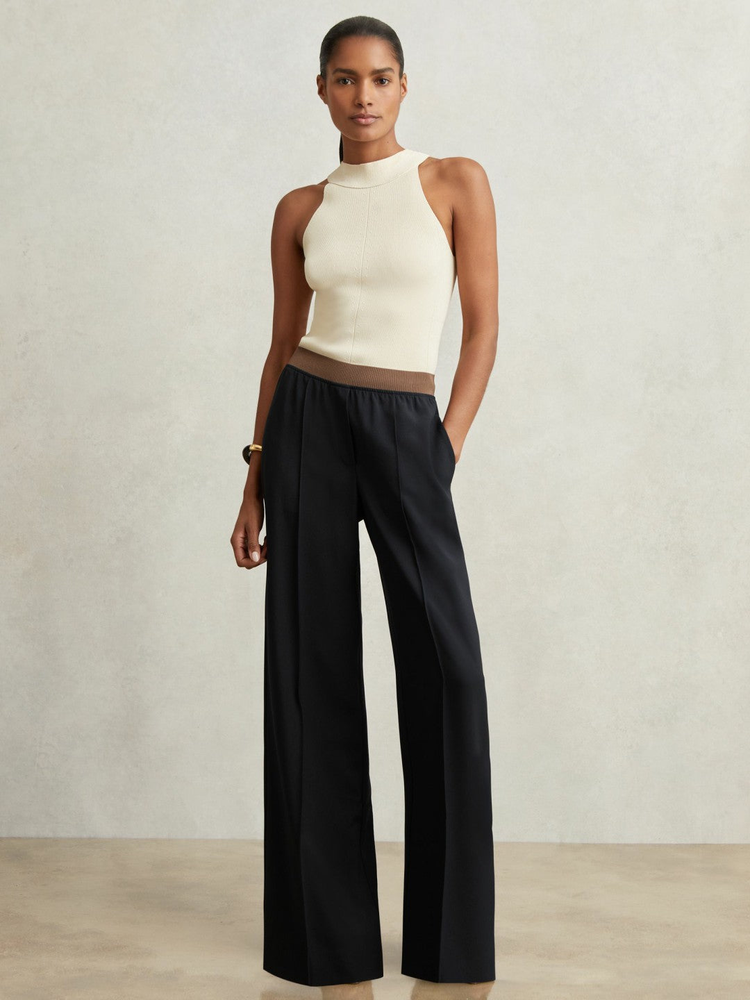 Elasticated-Waist Wide-Leg Twill Trousers in Navy | Reiss Women Premium