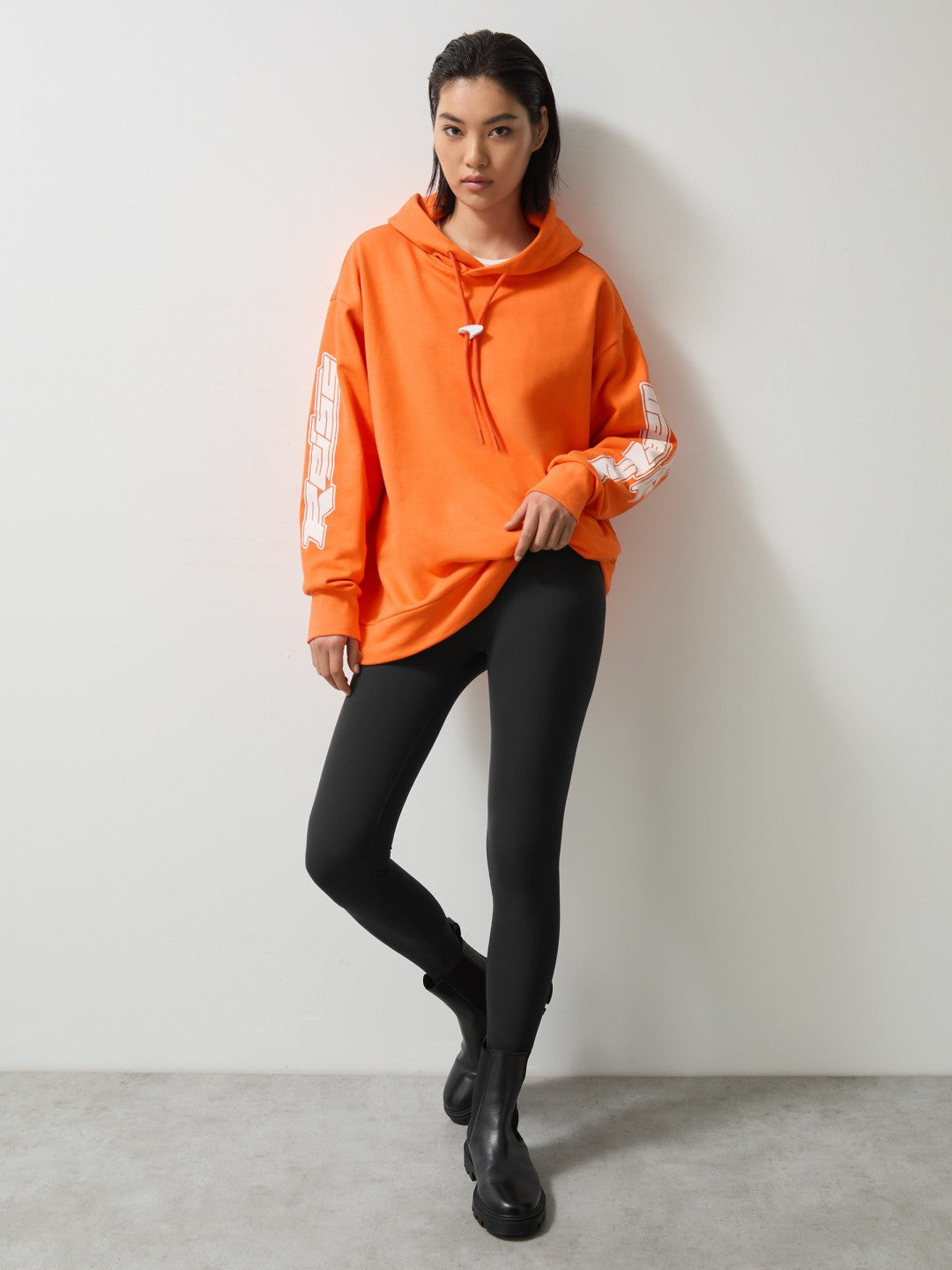 McLaren F1 Team Oversize Toggle Hoodie Unisex Fit in Papaya Orange | Reiss Men Trending