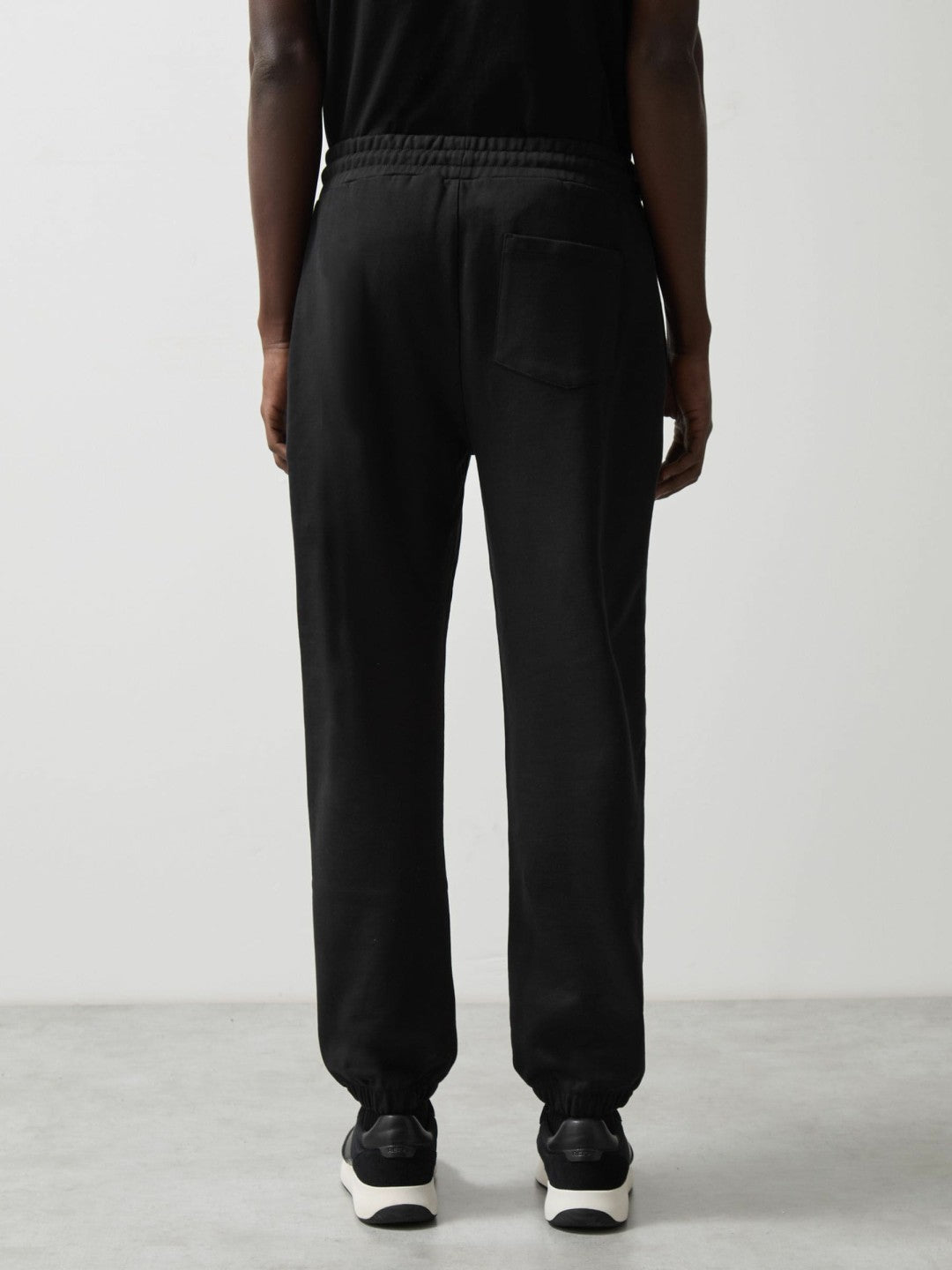 McLaren F1 Team Drawstring Joggers Unisex Fit in Black | Reiss Men New