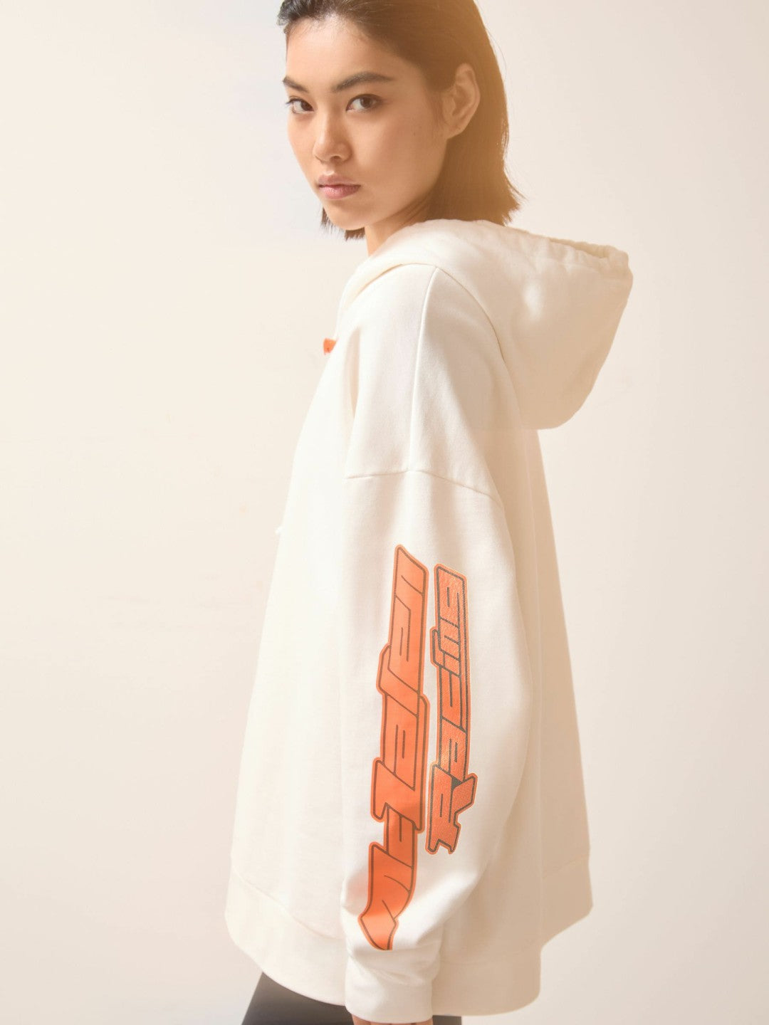 McLaren F1 Team Oversize Toggle Hoodie Unisex Fit in White | Reiss Men Popular