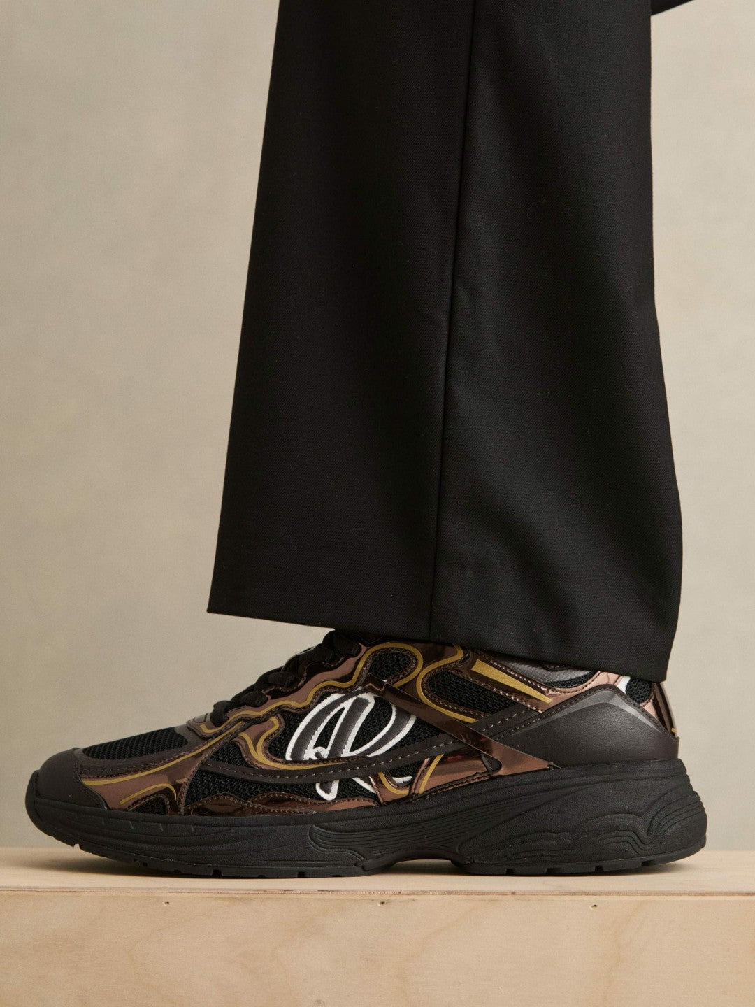 Overlay Logo Running Trainers in Electric Brown | Reiss Men Recommended
