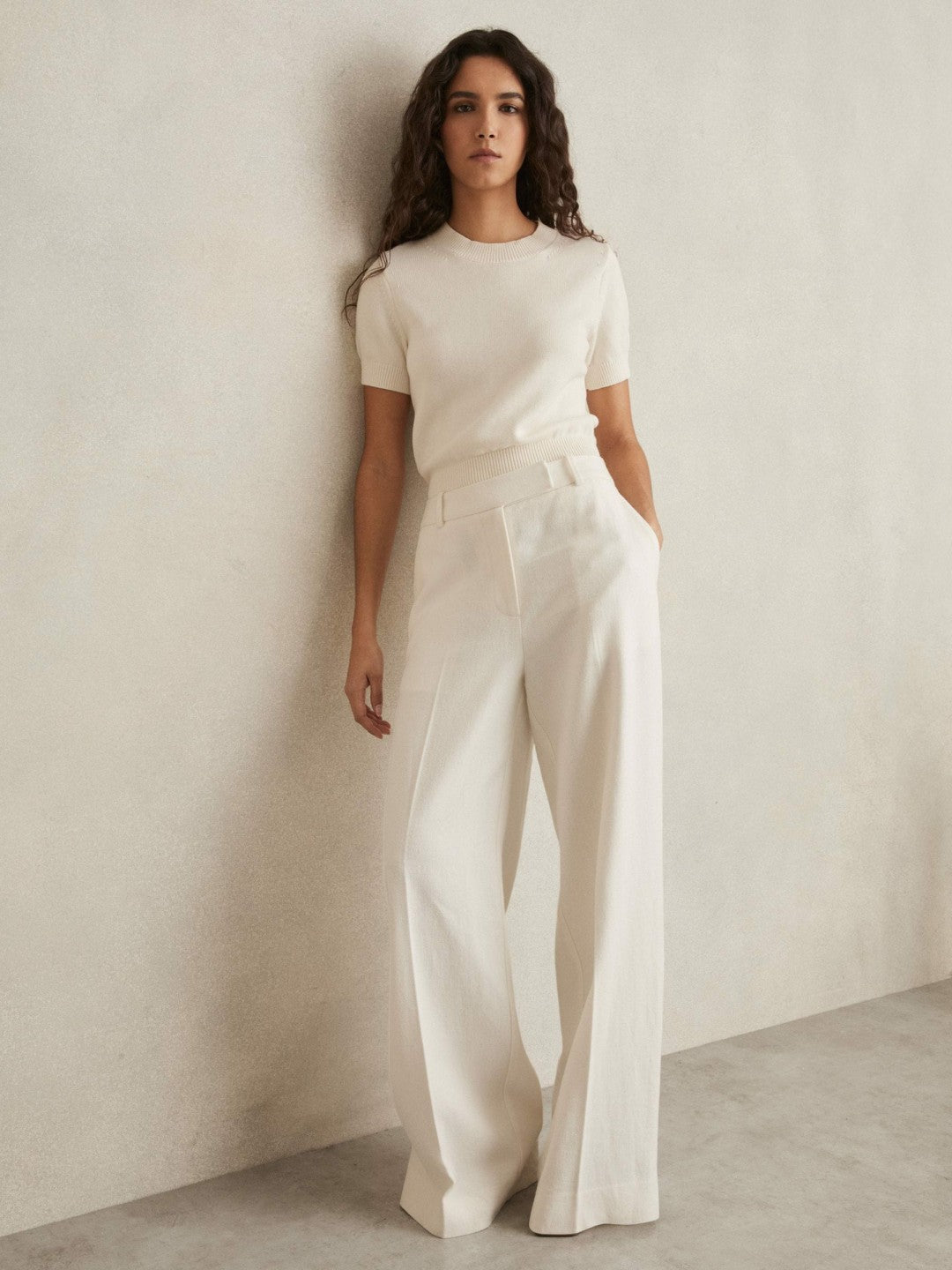 Petite Linen-Blend Wide-Leg Trousers in White | Reiss Women Premium