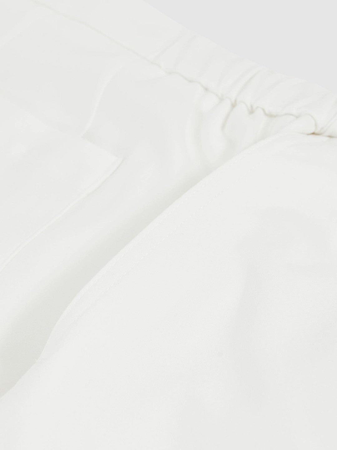 Drawstring Chino Shorts in White | Reiss Men Premium