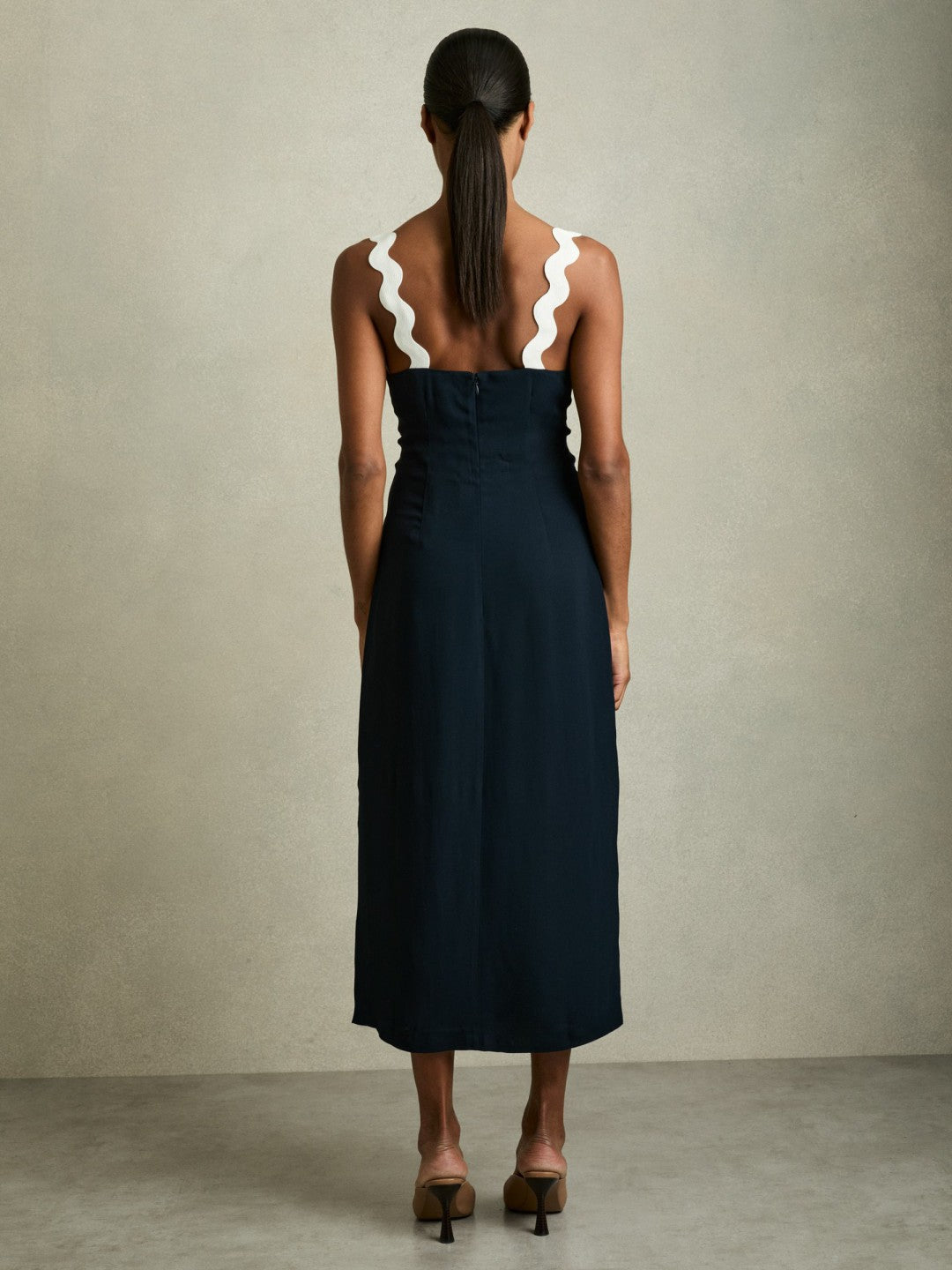 Wave-Trim Crepe Midi Dress in Navy | Reiss Women Premium