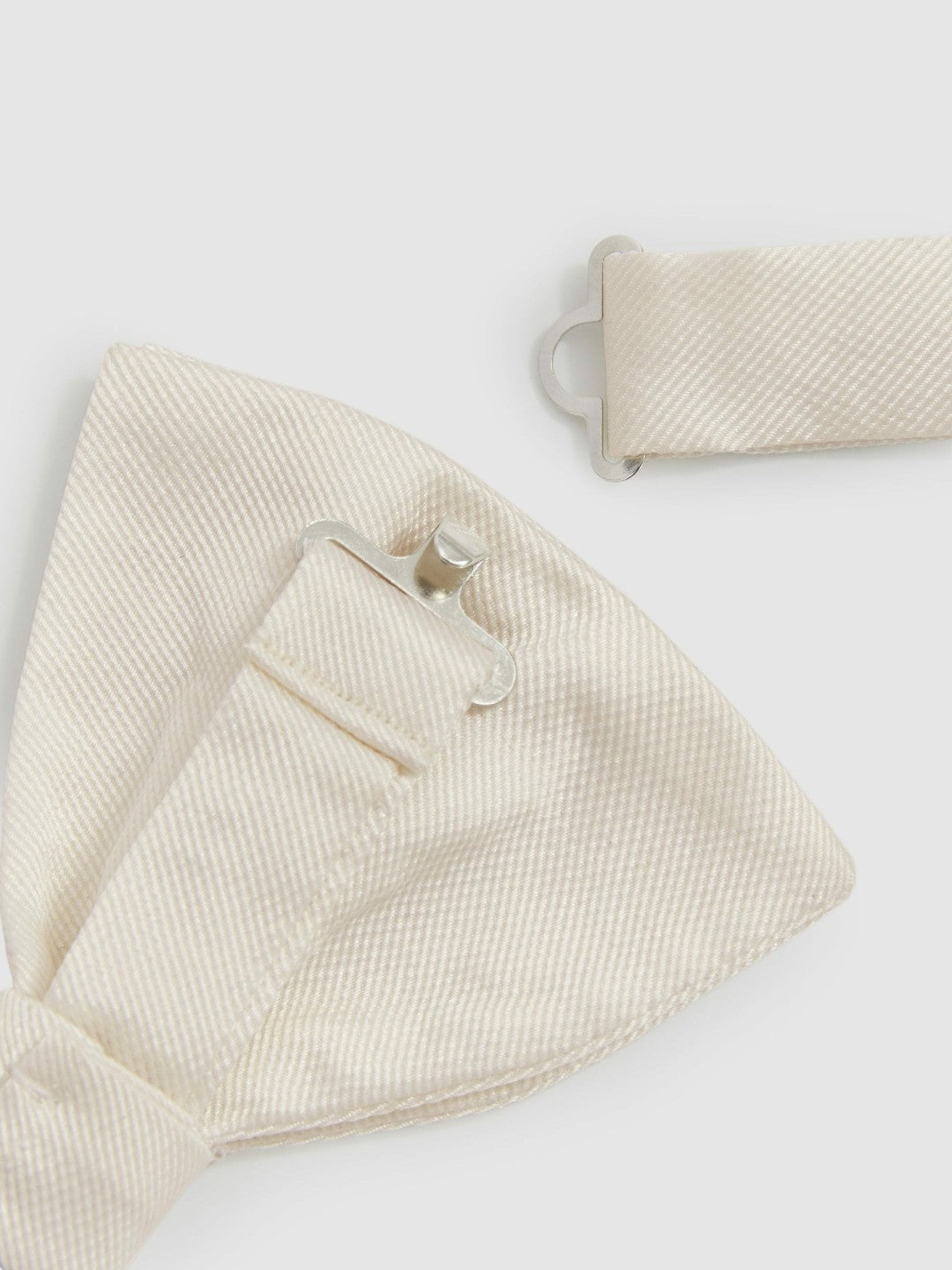 Tie in Light Ivory | Reiss Men New