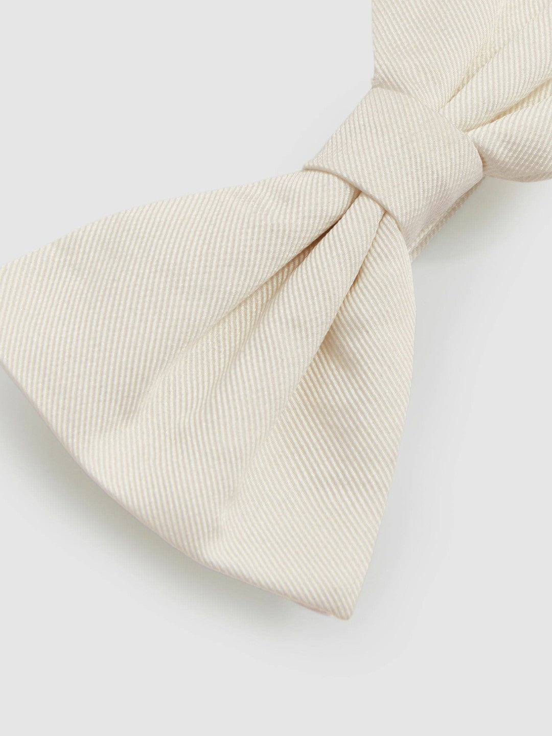 Tie in Light Ivory | Reiss Men New