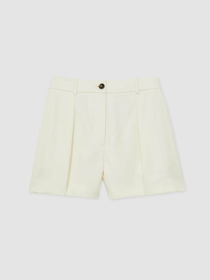 Single-Pleat Tailored Shorts in Cream | Reiss Women New