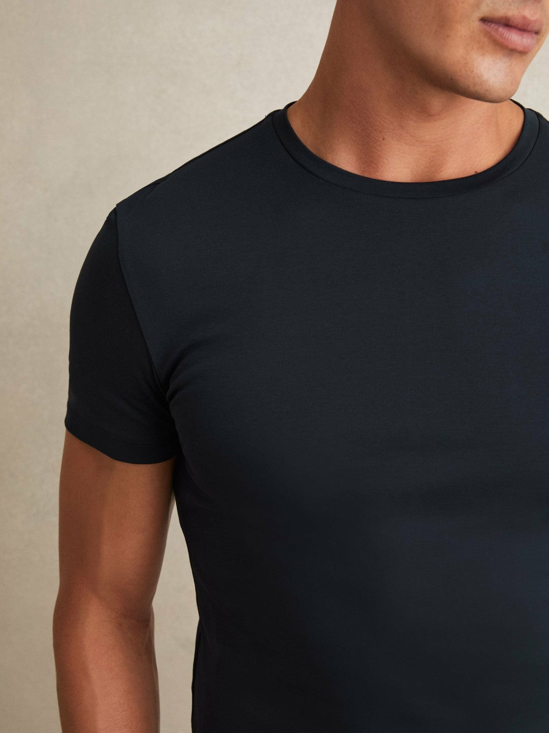 Cotton Sports-Fit T-Shirt in Navy | Reiss Men Best Seller