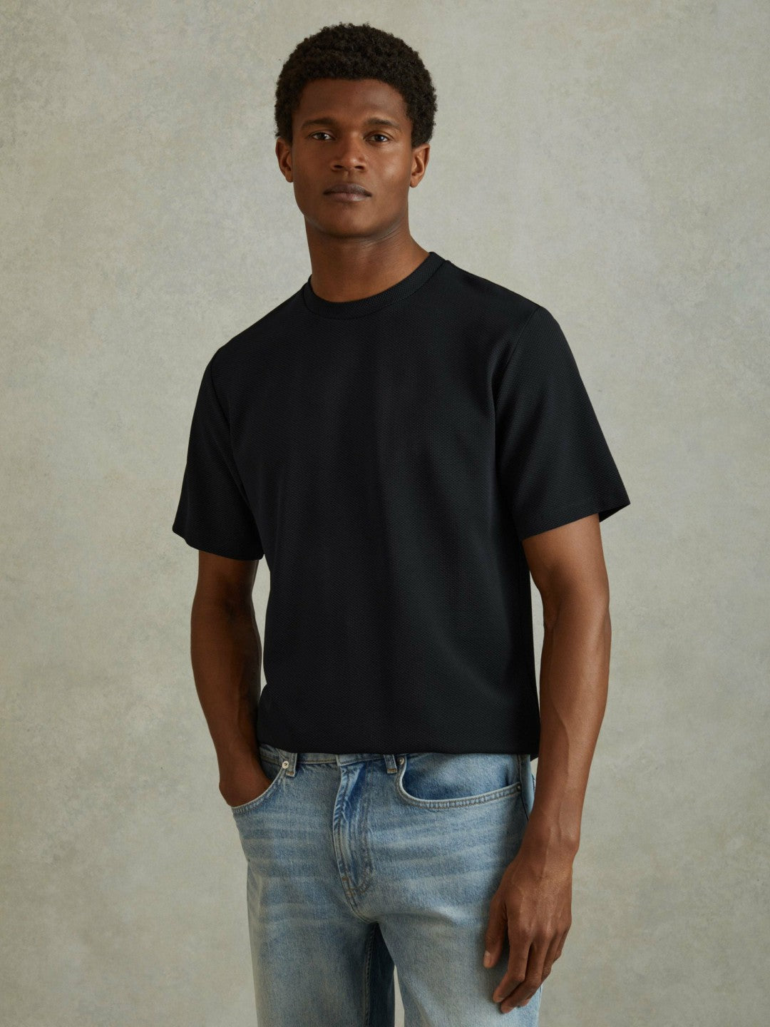 Textured Crew-Neck T-Shirt in Navy | Reiss Men Exclusive