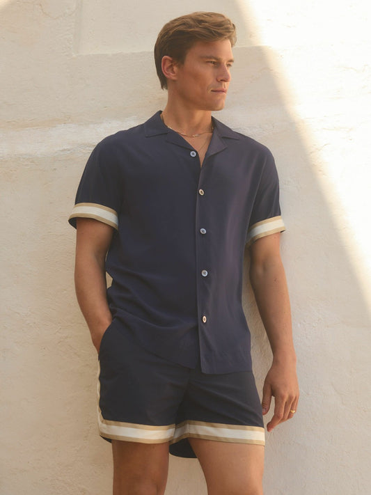 | Ché Cuff Detail Cuban Collar Shirt in Navy | Reiss Men Exclusive