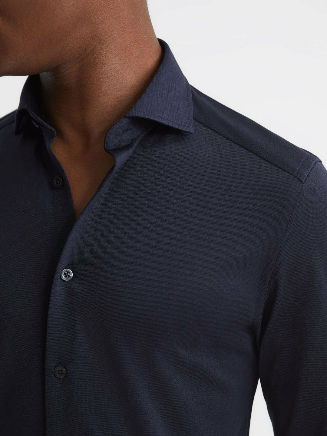 Cotton-Blend Jersey Cutaway-Collar Shirt in Navy | Reiss Men New