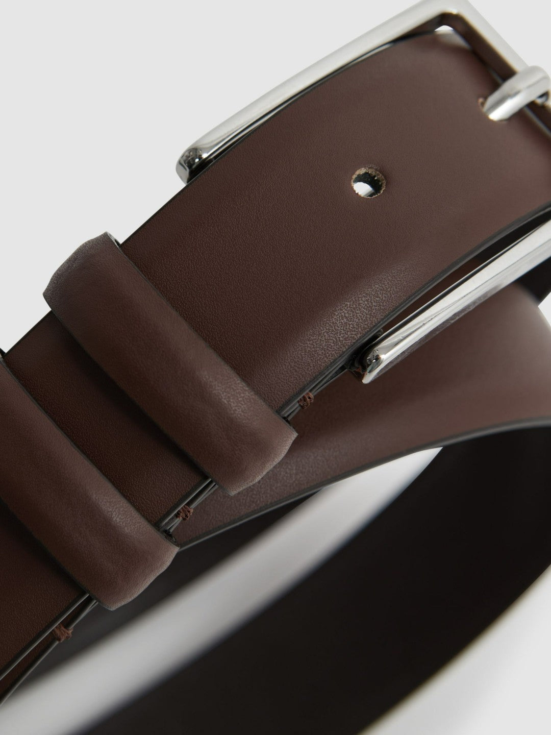 Smooth Leather Belt in Tan | Reiss Men Recommended