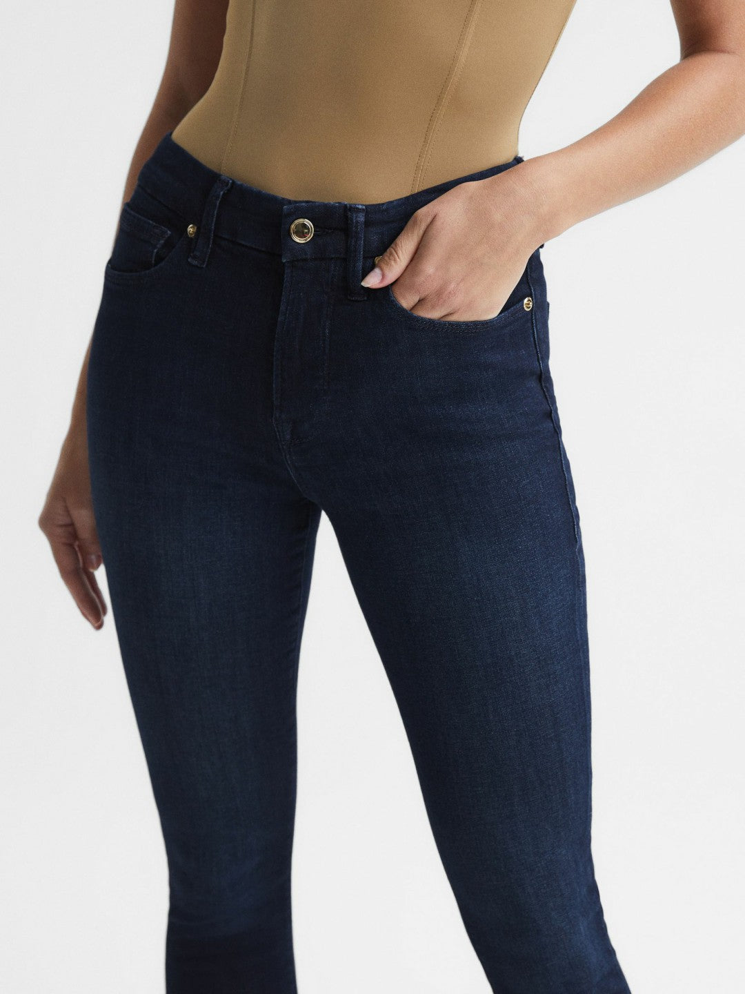 Good American Sculpting Skinny Jeans in Indigo | Reiss Women New