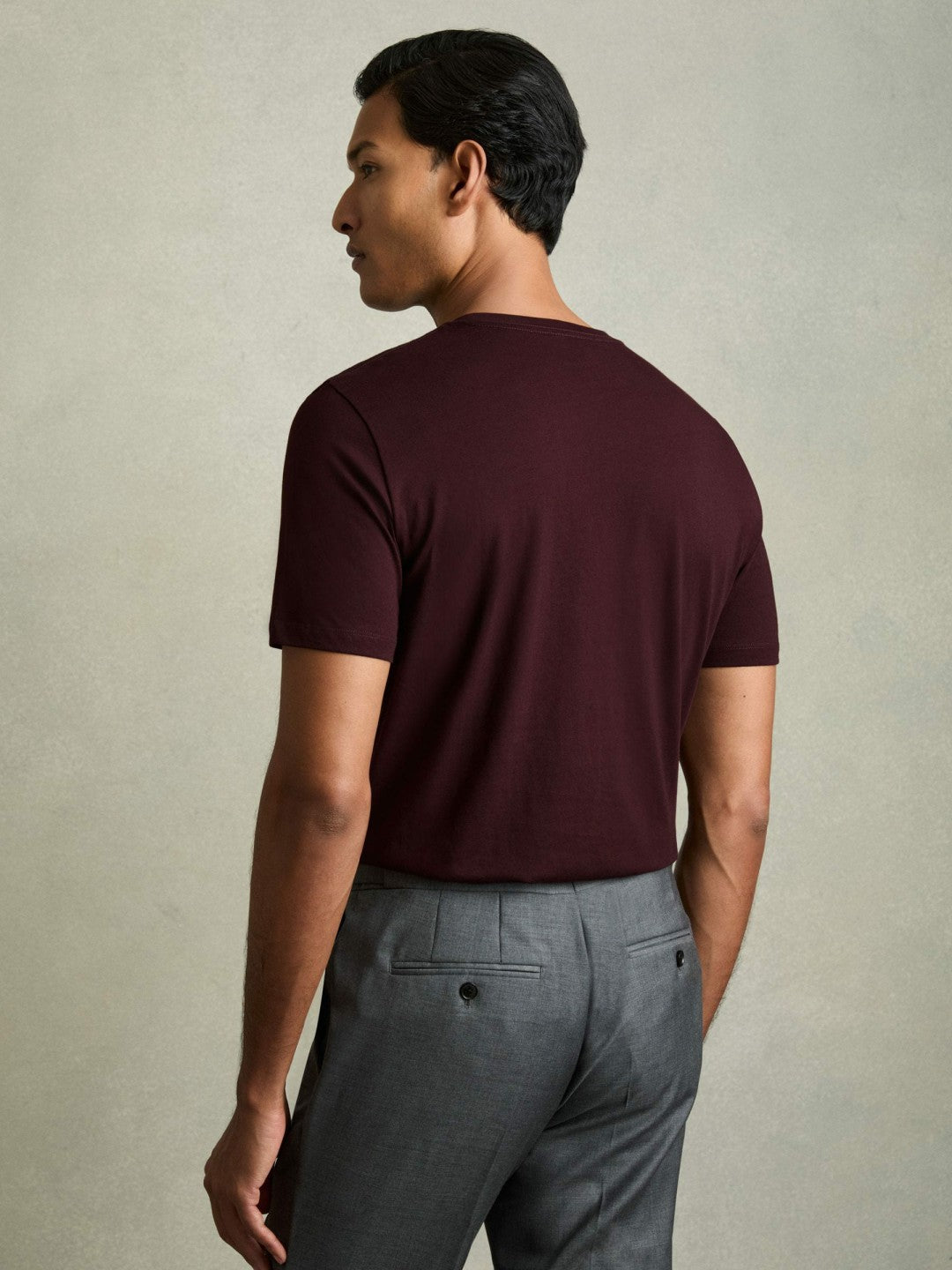 Cotton Crew Neck T-Shirt in Bordeaux | Reiss Men Best Seller
