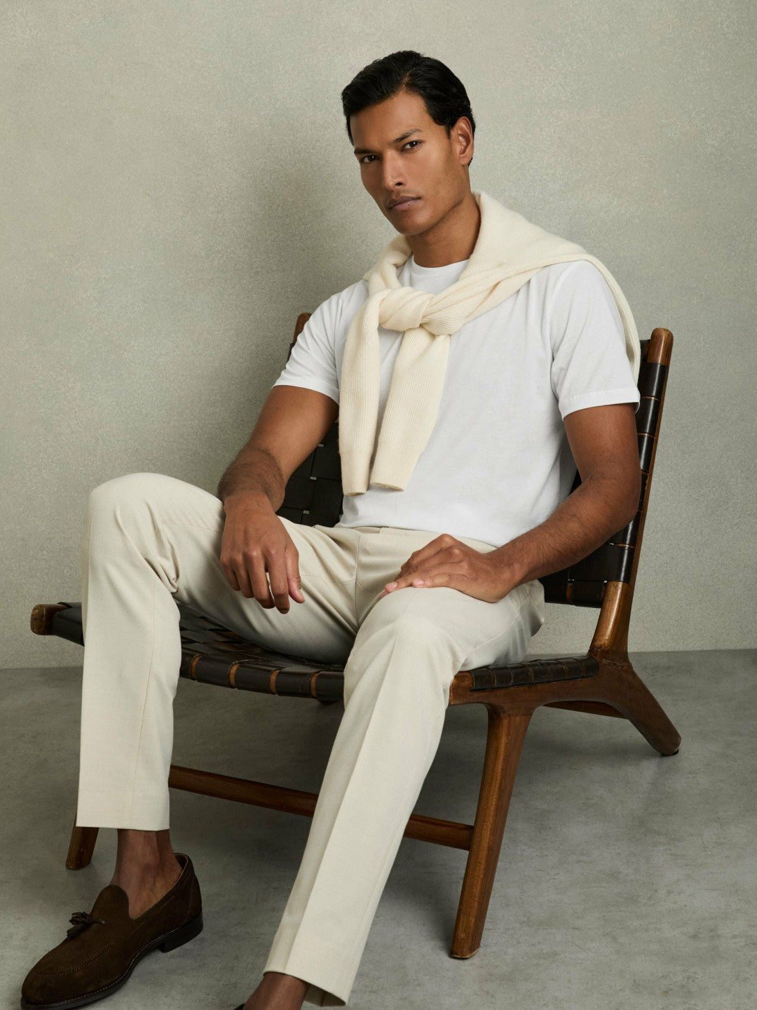 Cotton Crew Neck T-Shirt in White | Reiss Men Signature