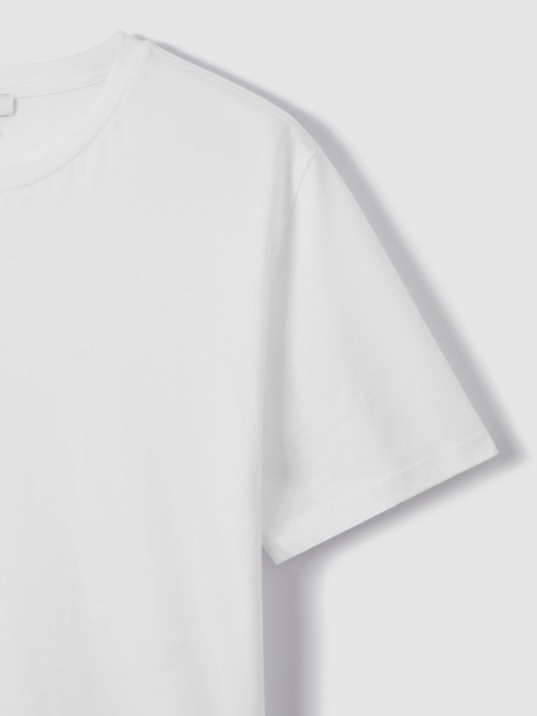 Cotton Crew Neck T-Shirt in White | Reiss Men Signature