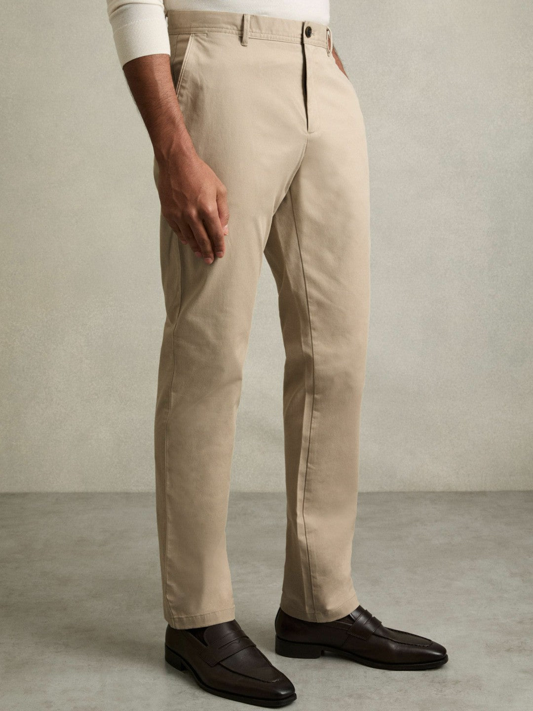 Slim Fit Washed Cotton Blend Chinos in Stone | Reiss Men New