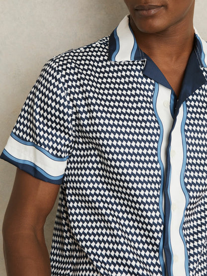 Geometric-Print Cuban-Collar Shirt in White/Navy | Reiss Men Best Seller