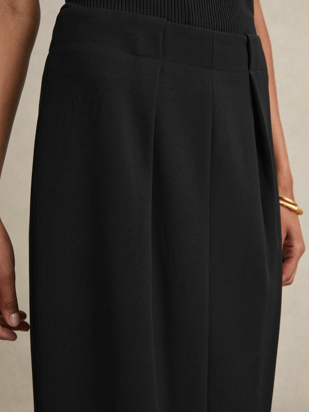 Tailored Midi Suit Skirt in Black | Reiss Women Best Seller