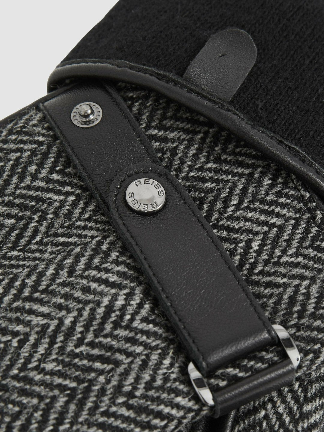 Leather And Wool-Blend Herringbone Gloves in Black | Reiss Men Exclusive