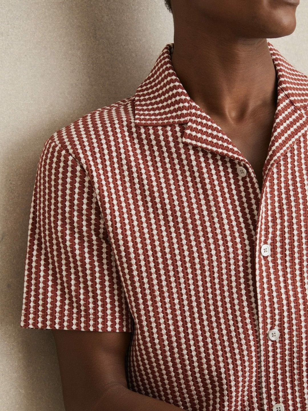 Textured-Stripe Cuban-Collar Shirt in Rust Red/White | Reiss Men Exclusive