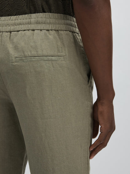 Les Deux Drawstring Trousers in Green/Ivory | Reiss Men Popular